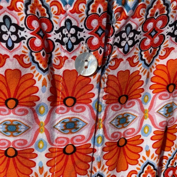 Cynthia Rowley Plus Size high low top with free bracelet! - Picture 6 of 8